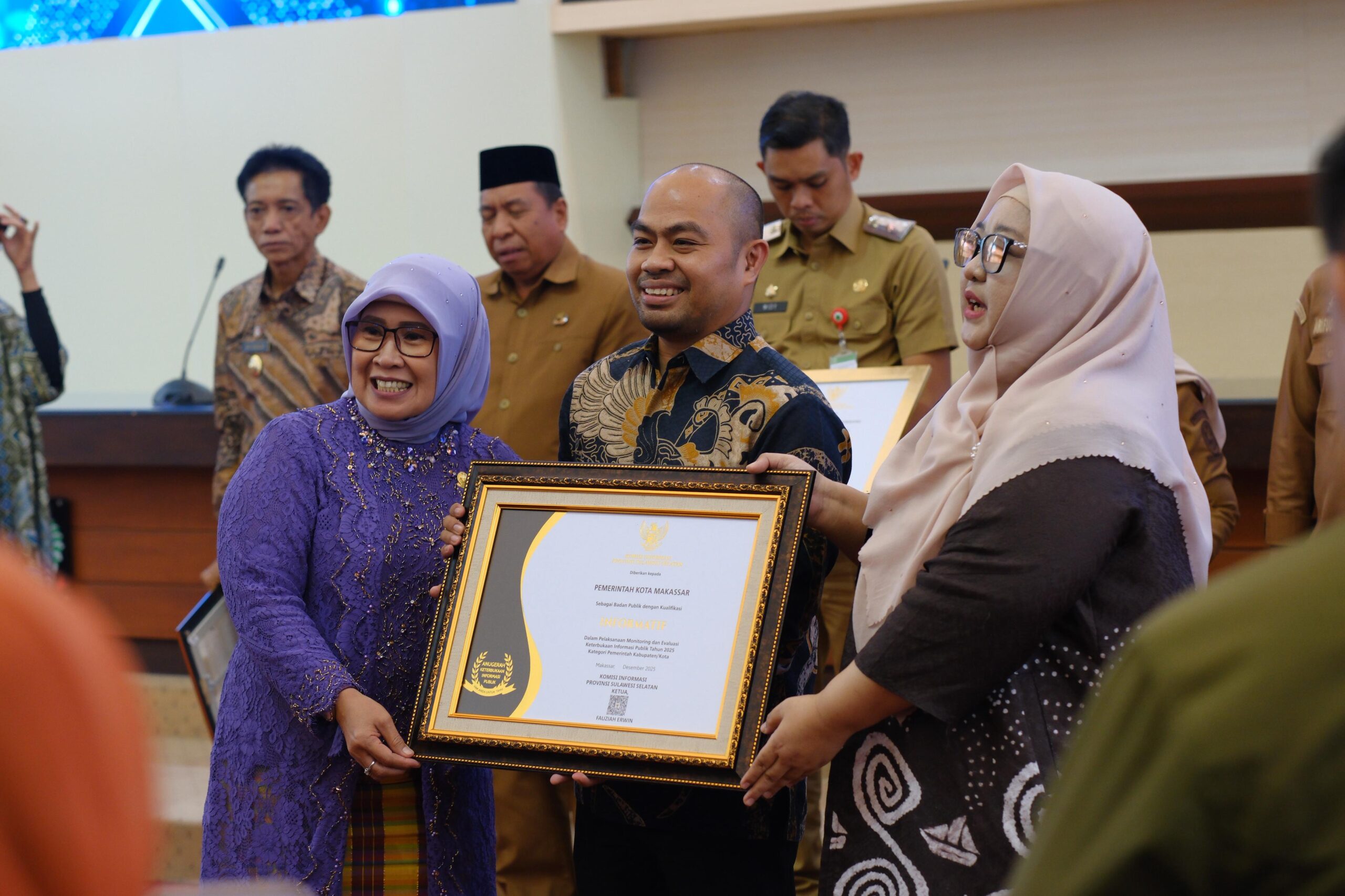 Komitmen Transparansi Diskominfo Berbuah Hasil, Pemkot Makassar Raih Predikat Informatif