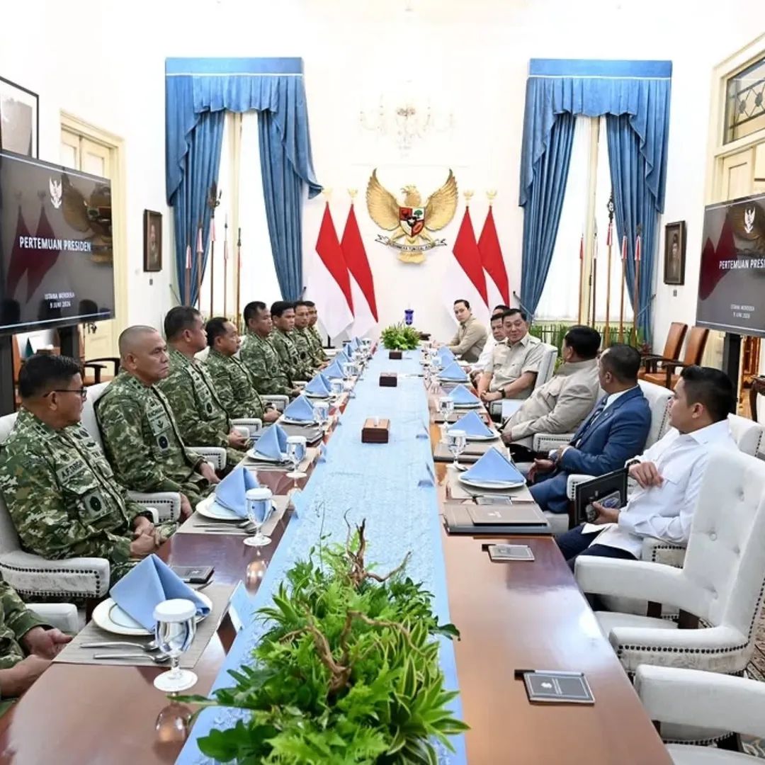 Presiden Prabowo Terima Panglima TNI dan Kepala Staf, ini yang Dibahas!