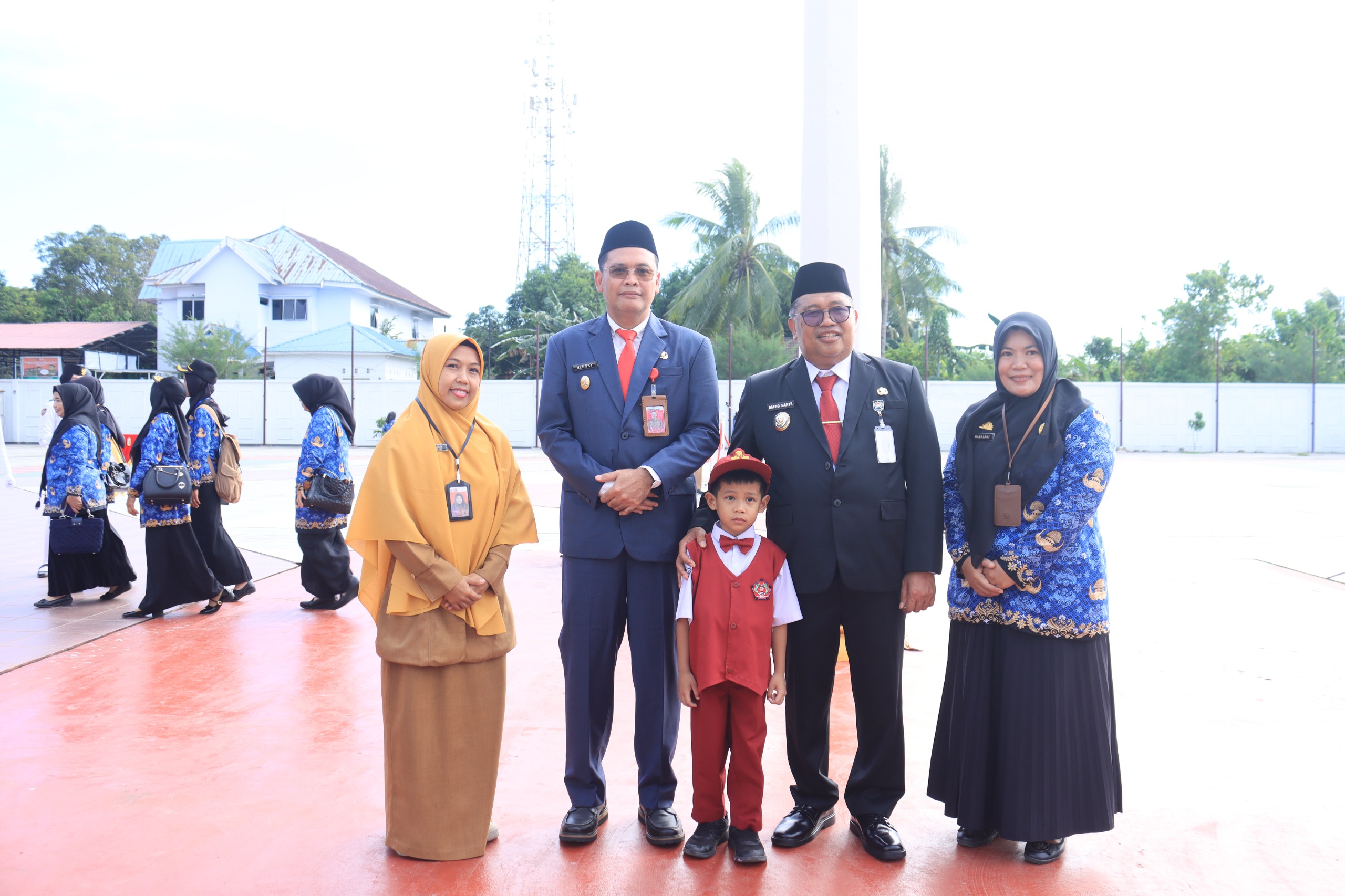Upacara Harlah Pancasila di Takalar: Nilai Persatuan Ditegaskan, Siswa Berprestasi Dapat Penghargaan