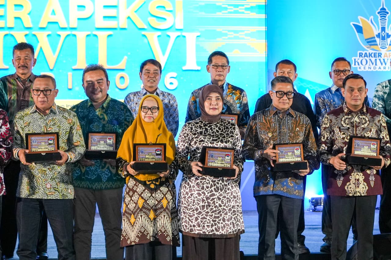 Wakil Wali Kota Makassar Aliyah Mustika Ilham Hadiri Gala Dinner Raker APEKSI Komwil VI di Kendari