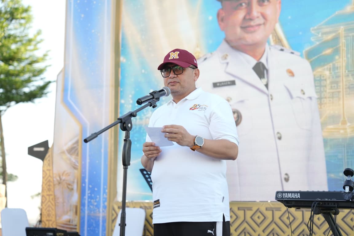Wali Kota dan Wakil Wali Kota Makassar Meriahkan HUT Bhayangkara ke-80