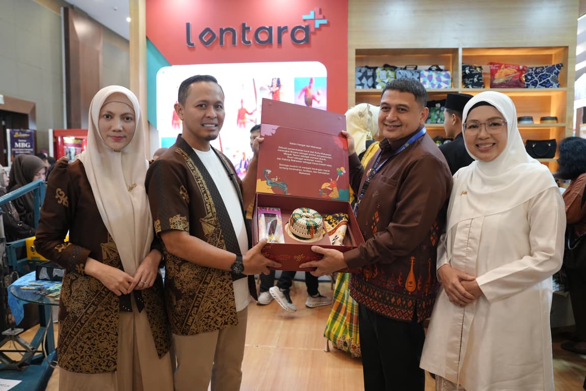 Munafri – Melinda Saksikan Kapal Pinisi Makassar yang Jadi Magnet Indonesia, di City Expo APEKSI 2026