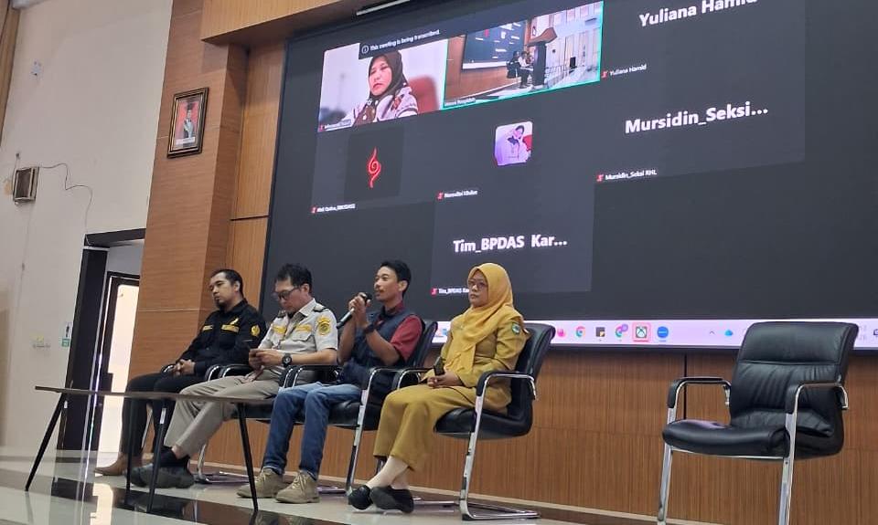 Satu Panggung Tiga Narasumber, Eli Isi Sharing Session MKPK Forestry Expo 2026 UNHAS
