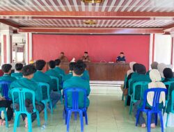 Kades Ulugalung Bekali Mahasiswa KKN UMI Sebelum Pengabdian