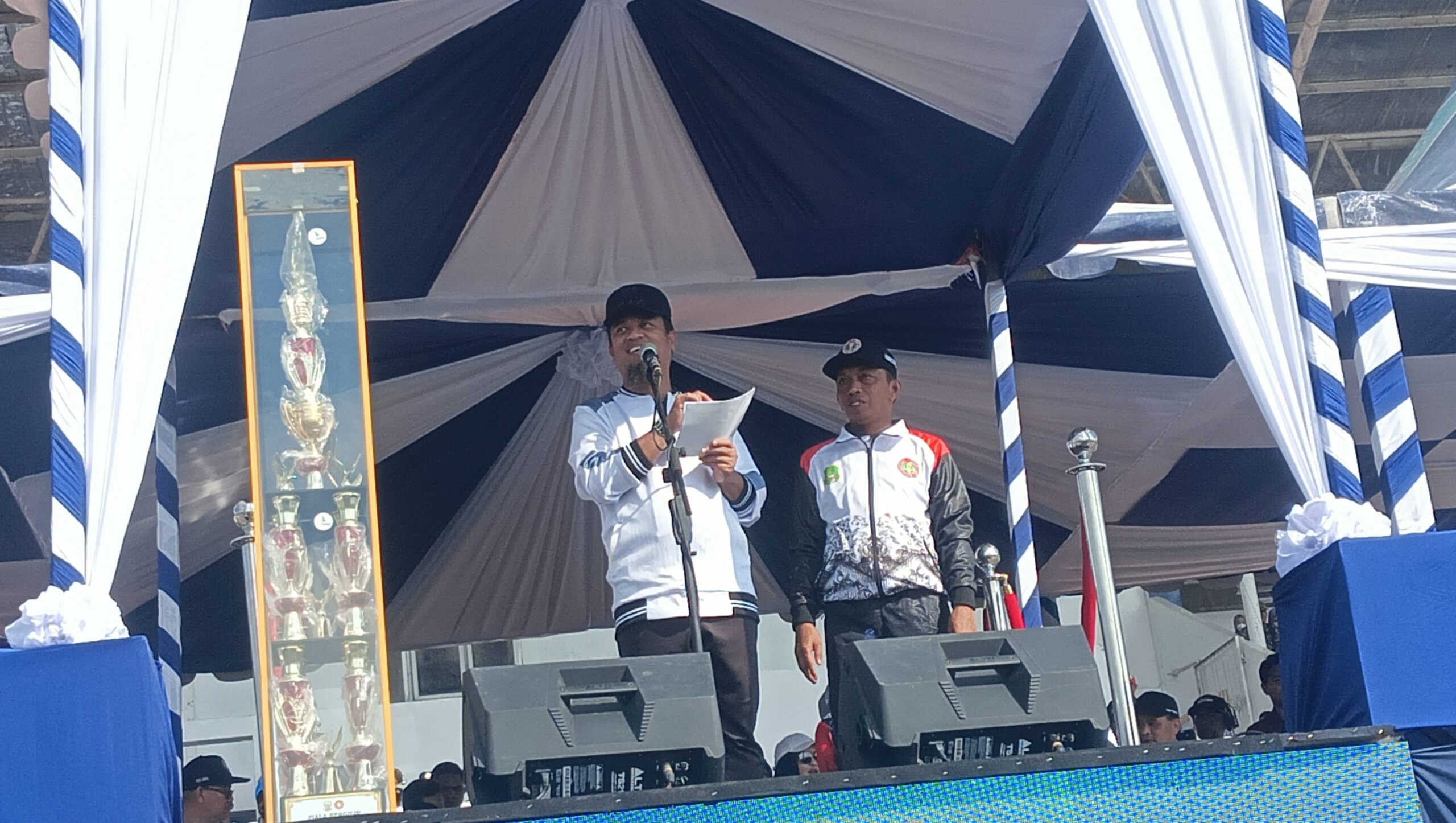 Porsenijar PGRI Sulsel, Andi Sudirman Tegaskan Komitmen Perjuangkan Kesejahteraan Guru